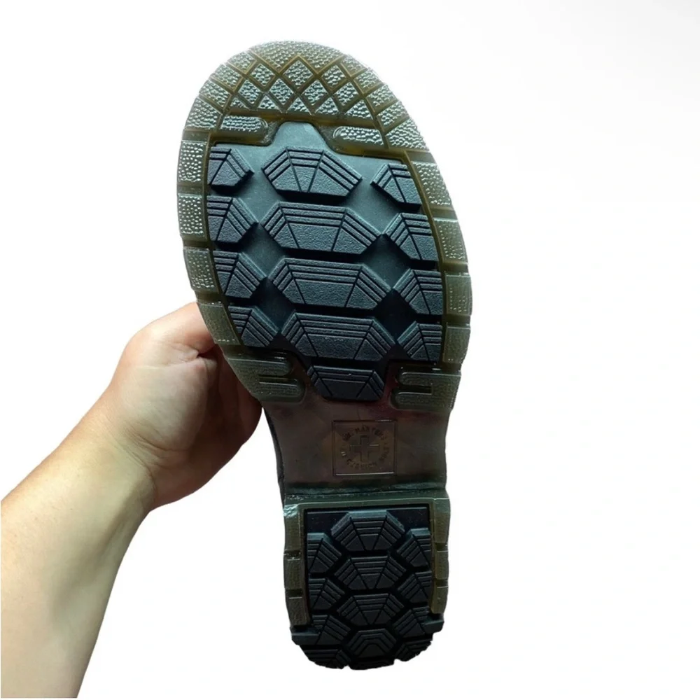 Dr. Martens 1460 Pascal 8 Eyelet Fleece Lined Wintergrip Combat Boots, Black - Picture 6 of 16